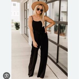Black pink lily jumpsuit medium